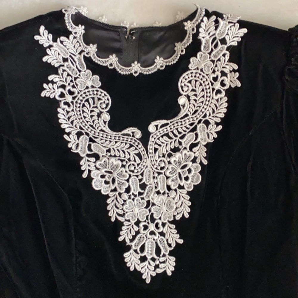 {VTG} Gunne Sax by Jessica McClintock | Velvet Lace Bib Collar Midi Dress (14) - Picture 7 of 16